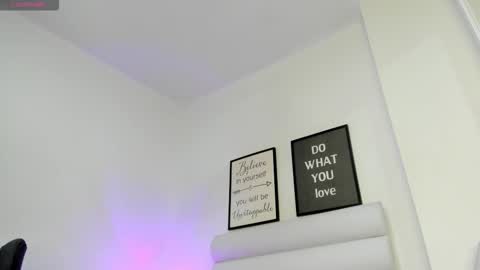 abbey_walker online show from February 2026 10:48:01 AM