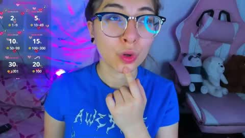 Snapshot of abbie_senjen chatting on April 2026 06:12:02 PM April online show from April 2026 06:12:02 PM