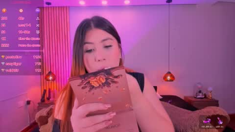 Snapshot of abbieedmond chatting on December 2025 04:29:02 AM Abbie Edmond online show from December 2025 04:29:02 AM