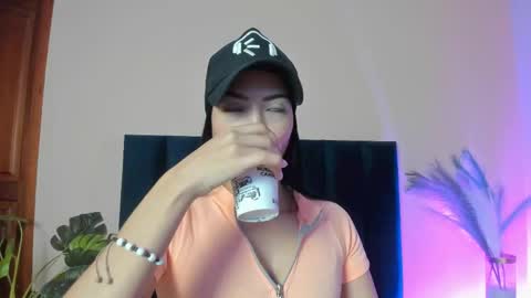 Abbie Joness online show from November 2025 11:24:02 AM