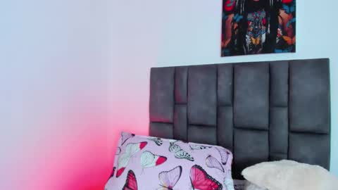 abby jones online show from October 2025 03:42:01 AM