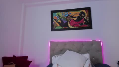 Snapshot of abby_jones2 chatting on January 2026 03:11:02 AM abby jones online show from January 2026 03:11:02 AM