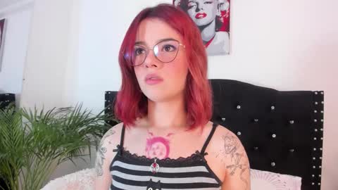Snapshot of abby_jones2 chatting on April 2026 02:49:02 AM abby jones online show from April 2026 02:49:02 AM