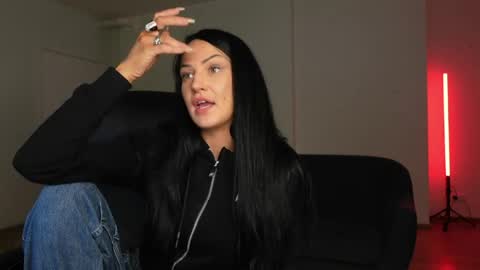 ABBY LAKER online show from April 2026 05:39:02 PM