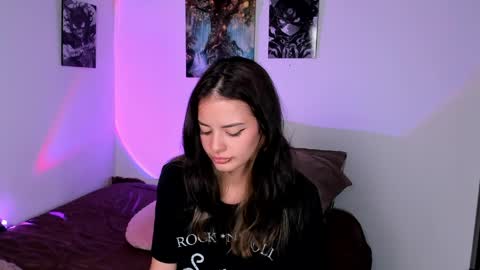 Snapshot of abby_saenz01 chatting on April 2026 07:56:01 PM Abby Saenz online show from April 2026 07:56:01 PM