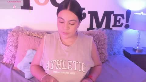 Snapshot of abby_saphir chatting on April 2026 02:31:01 AM ABBY SAPHIR online show from April 2026 02:31:01 AM