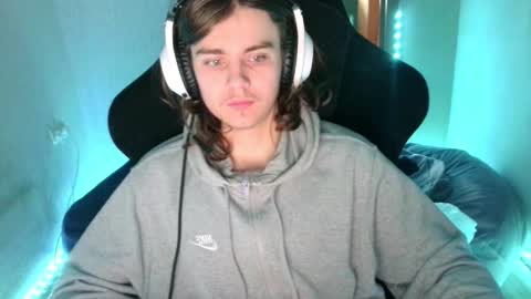 abbysal_blade online show from December 2025 07:03:01 AM