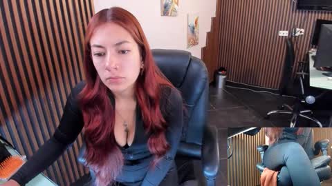 Abby Stones online show from October 2025 10:33:02 AM