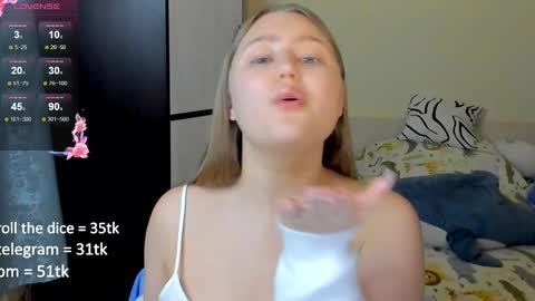 Snapshot of abbywyte chatting on February 2025 03:40:01 PM Abby Stream at Sat Sun Mon Fri online show from February 2025 03:40:01 PM