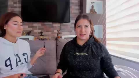 Snapshot of abella_as chatting on September 2025 01:46:02 PM Abella online show from September 2025 01:46:02 PM