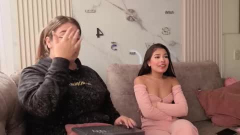 Snapshot of abella_as chatting on October 2025 01:45:02 PM Abella online show from October 2025 01:45:02 PM