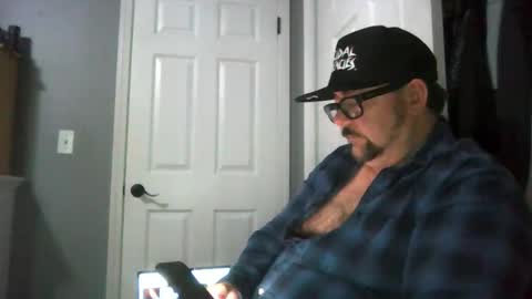 Snapshot of abennett76 chatting on May 2026 01:56:01 AM AJ online show from May 2026 01:56:01 AM