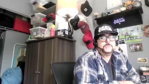 Snapshot of abennett76 chatting on May 2026 03:08:02 PM AJ online show from May 2026 03:08:02 PM