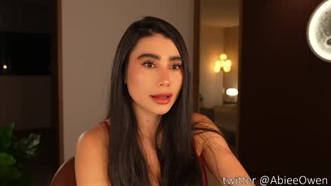 abie_owen online show from May 2026 12:06:01 AM