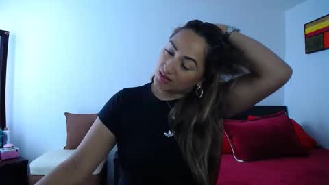 Snapshot of abie_spicy_ chatting on April 2026 12:43:02 PM ximena online show from April 2026 12:43:02 PM