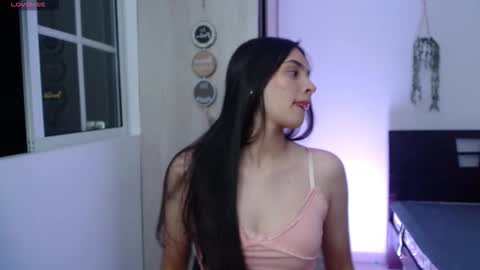 Snapshot of abigail_monroe__ chatting on May 2026 04:21:02 AM abigail_monroe__ online show from May 2026 04:21:02 AM