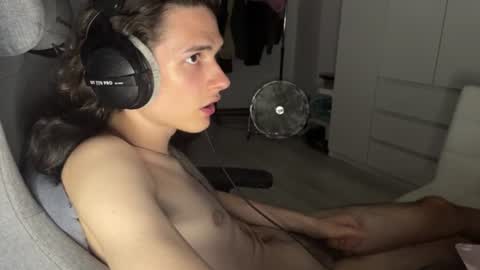 Snapshot of abobus123 chatting on August 2026 05:00:02 PM hi cum in pvt noi extra tip online show from August 2026 05:00:02 PM