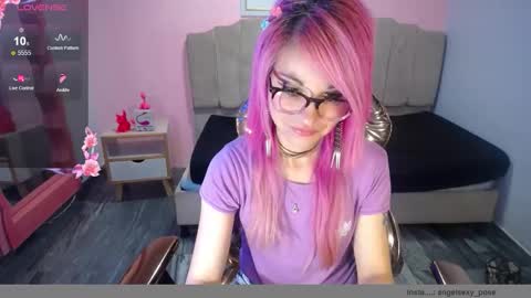 Snapshot of abril_ch_ chatting on October 2025 10:55:01 AM abril_ch_ online show from October 2025 10:55:01 AM