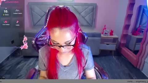 Snapshot of abril_ch_ chatting on December 2025 10:57:02 AM abril_ch_ online show from December 2025 10:57:02 AM