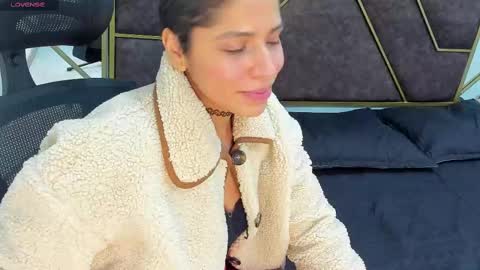 Snapshot of abrilsonne chatting on January 2025 01:45:02 AM AbrilSonne online show from January 2025 01:45:02 AM