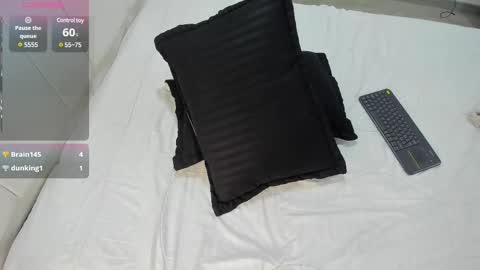 Snapshot of abrilsonne chatting on February 2025 09:01:01 PM AbrilSonne online show from February 2025 09:01:01 PM