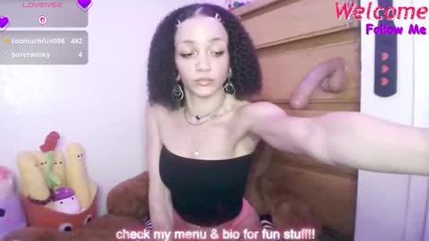 Peach online show from November 2025 04:48:02 AM