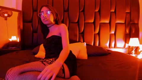 Snapshot of aby_secret chatting on May 2026 05:04:01 AM Abby online show from May 2026 05:04:01 AM