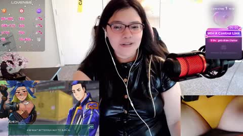 Snapshot of achubbygummy chatting on April 2026 10:14:02 PM AChubbyGummy online show from April 2026 10:14:02 PM