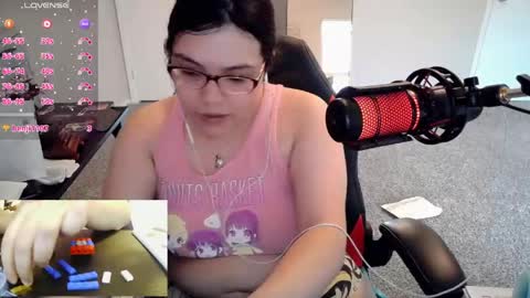 Snapshot of achubbygummy chatting on April 2026 10:24:02 PM AChubbyGummy online show from April 2026 10:24:02 PM
