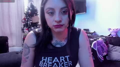 Alice online show from December 2025 08:35:01 PM