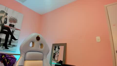 Snapshot of acid_bounze chatting on April 2026 12:50:01 PM Acid Bounze online show from April 2026 12:50:01 PM