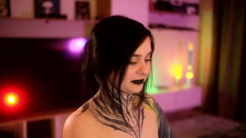 acid_pie online show from December 2024 08:51:01 PM