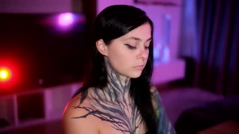 acid_pie online show from September 2025 06:19:02 PM