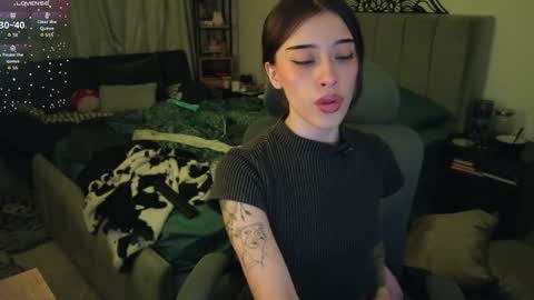 Snapshot of acidkaos chatting on April 2026 01:33:01 AM Lana 3 online show from April 2026 01:33:01 AM