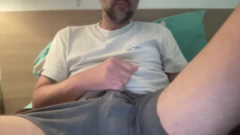 Snapshot of aclather30 chatting on February 2025 07:05:01 PM aclather30 online show from February 2025 07:05:01 PM