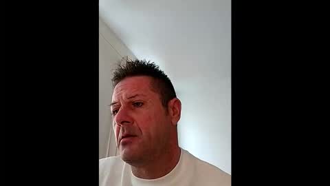 Snapshot of acrossroad789 chatting on April 2026 09:01:02 AM acrossroad789 online show from April 2026 09:01:02 AM