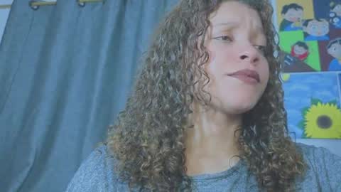 Snapshot of ada_gales_ chatting on April 2026 04:35:02 AM Isa online show from April 2026 04:35:02 AM