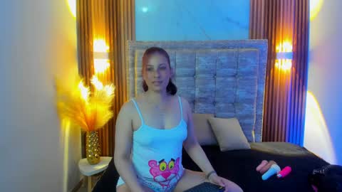Snapshot of ada_mclaine2 chatting on February 2025 12:06:02 PM Ada online show from February 2025 12:06:02 PM