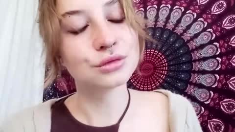 Adalyn online show from October 2025 06:21:02 AM