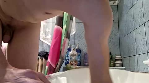 Snapshot of adam000985057 chatting on October 2025 09:34:02 PM adam000985057 online show from October 2025 09:34:02 PM