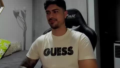 Snapshot of adam_clarke chatting on January 2025 05:34:02 AM adam clarke online show from January 2025 05:34:02 AM