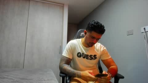 Snapshot of adam_clarke chatting on January 2025 03:56:02 AM adam clarke online show from January 2025 03:56:02 AM