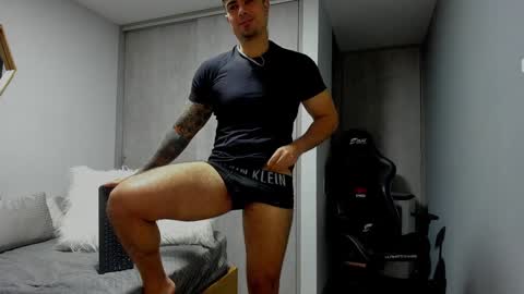 Snapshot of adam_clarke chatting on January 2025 01:14:02 PM adam clarke online show from January 2025 01:14:02 PM