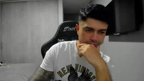 Snapshot of adam_clarke chatting on February 2025 10:48:01 PM adam clarke online show from February 2025 10:48:01 PM