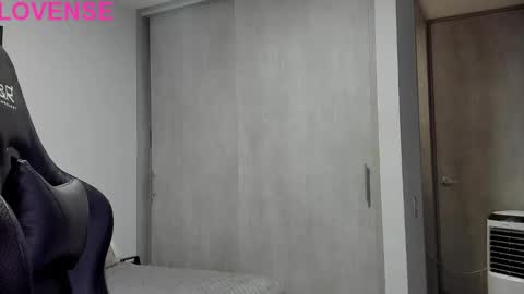 Snapshot of adam_clarke chatting on September 2025 06:53:02 PM adam clarke online show from September 2025 06:53:02 PM