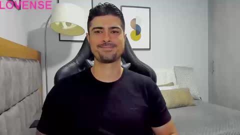 Snapshot of adam_clarke chatting on September 2025 11:53:01 PM adam clarke online show from September 2025 11:53:01 PM