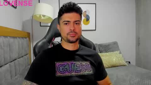 Snapshot of adam_clarke chatting on October 2025 05:03:02 AM adam clarke online show from October 2025 05:03:02 AM