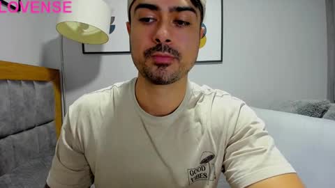 Snapshot of adam_clarke chatting on October 2025 06:55:01 AM adam clarke online show from October 2025 06:55:01 AM