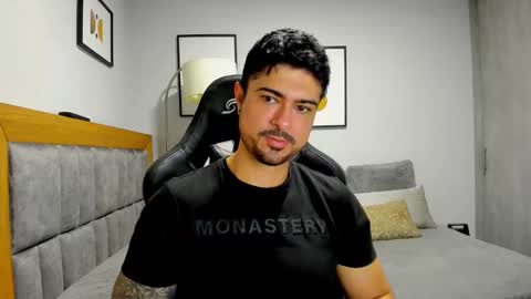 Snapshot of adam_clarke chatting on October 2025 04:51:01 PM adam clarke online show from October 2025 04:51:01 PM