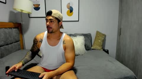 Snapshot of adam_clarke chatting on November 2025 05:17:02 AM adam clarke online show from November 2025 05:17:02 AM